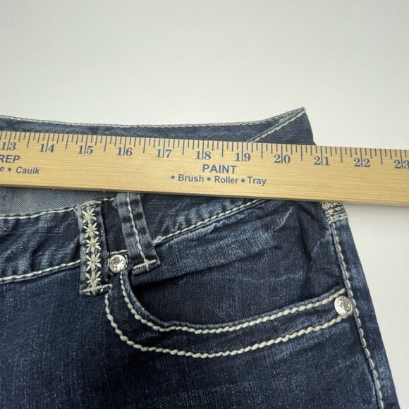 Maurices Denim Capris Heavy Stitch Embroidery Bling Pockets Women's Size 24 - Picture 9 of 16